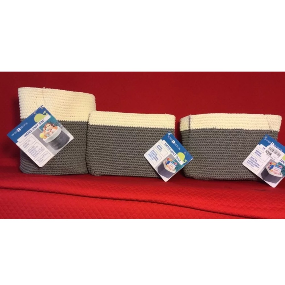 HAND KNIT BIN GREAT FOR ORGANIZING NURSERY 3 P.